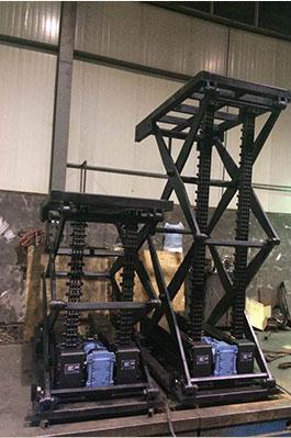 各行業(yè)高精度剛性鏈升降臺